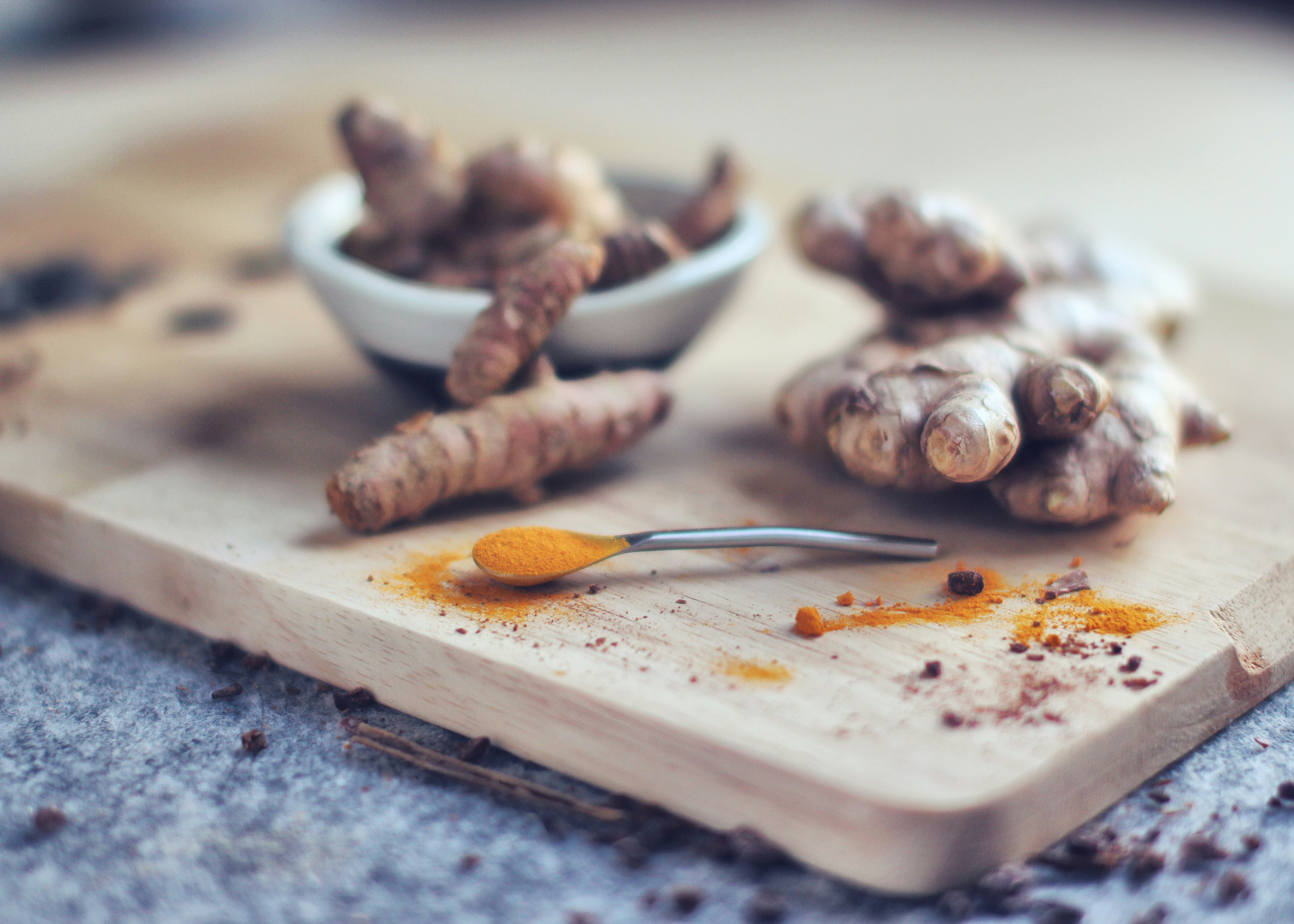 Setop Panik! 7 Rahasia Herbal PDPOTJI untuk Pertolongan Pertama Keracunan Makanan