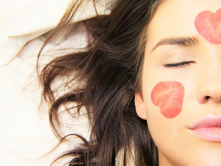 Moisturizer bisa melembabkan kulit dalam jangka lebih lama. (Foto: Pixabay/silviarita)