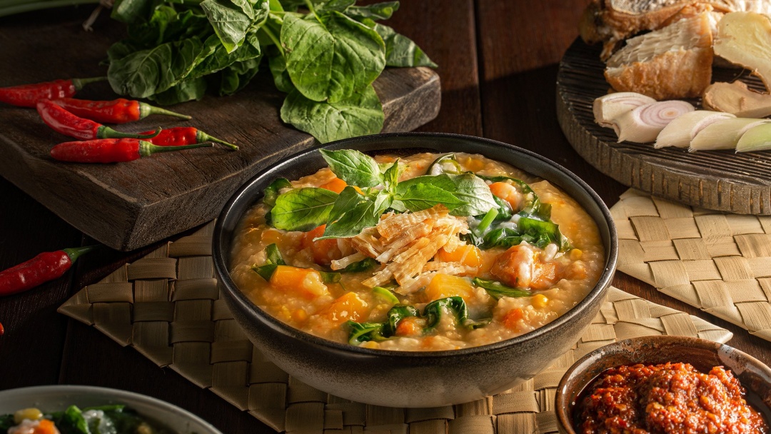 Tinutuan, Bubur Manado yang Erat dengan Simbol Perjuangan dan Semangat Berbagi