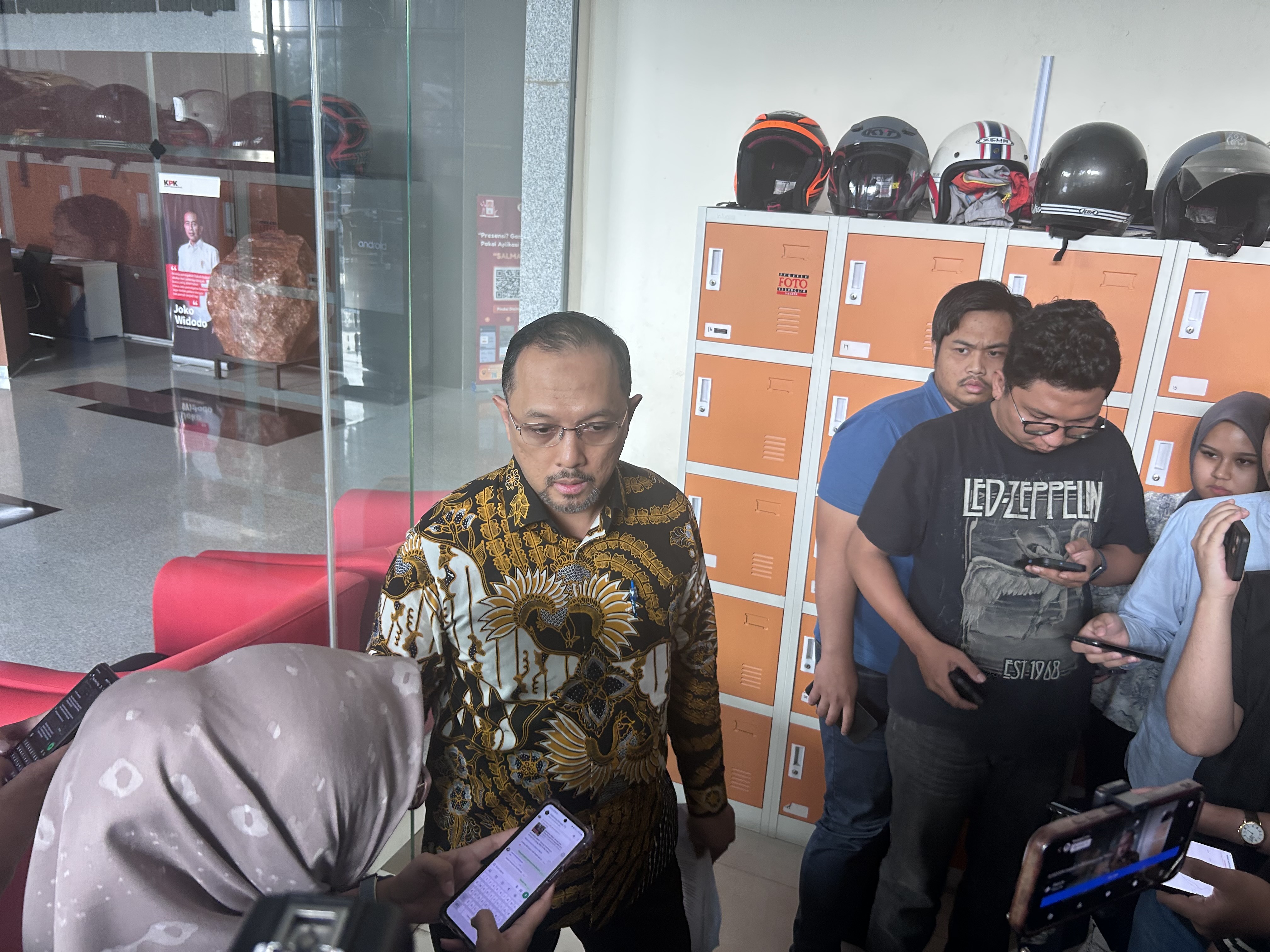 KPK Sita Puluhan Jam Tangan hingga Uang Rp 1 Miliar Terkait Korupsi Pemkot Semarang