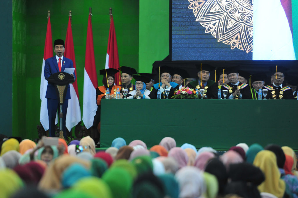 Jokowi Terlanjur Sewa Pesawat, KTT ASEAN Ditunda