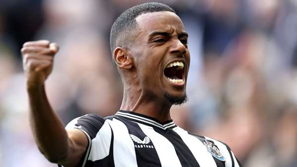 Pelatih Newcastle Ingin Pertahankan Isak dan Guimaraes