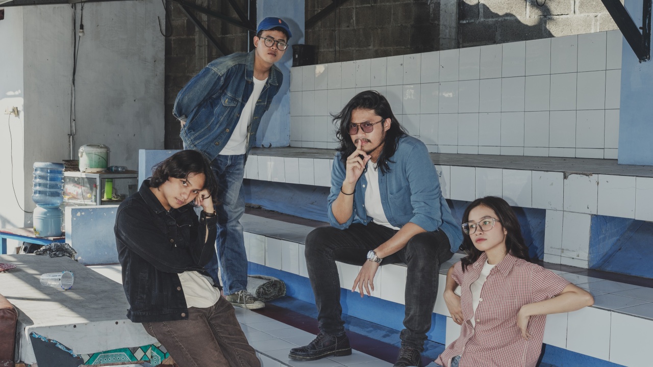 Sambut Personel Baru, Electric Bird Lepas Single 'Sious'
