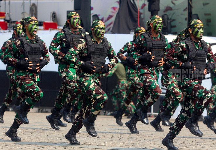 Pengamat Nilai Penambahan Usia Pensiun Bagi Bintara dan Tamtama TNI Layak untuk Dikaji