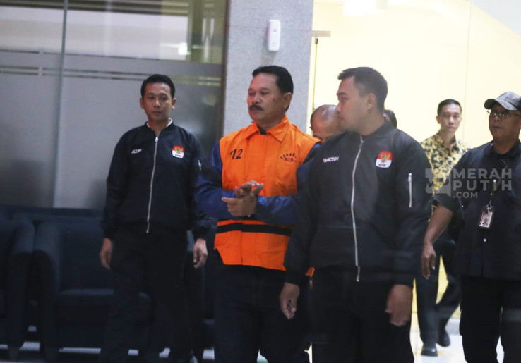  KPK Geledah Rumah Orang Kepercayaan Wali Kota Madiun, Bawa Duit dan Bukti Elektronik