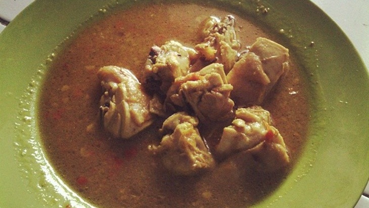 Melancong ke Sumbawa? Sajian Ayam Bumbu Siong Sira Tak Boleh Terlewatkan