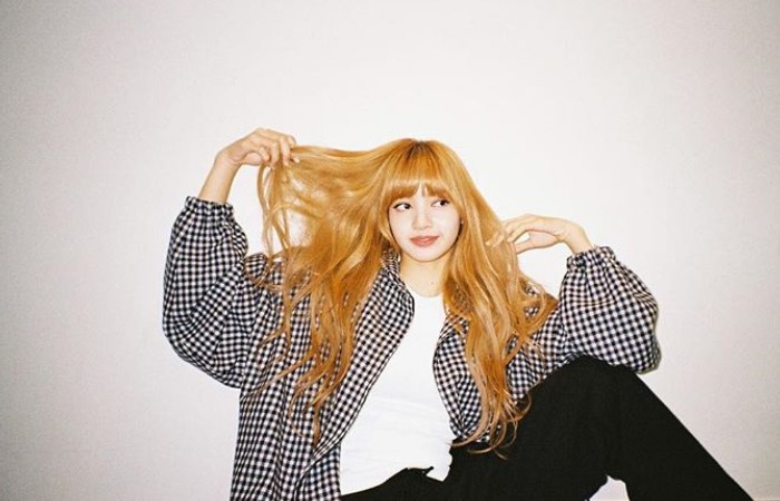 6 Gaya Rambut Lisa Blackpink yang Bisa Kamu Jadikan Inspirasi
