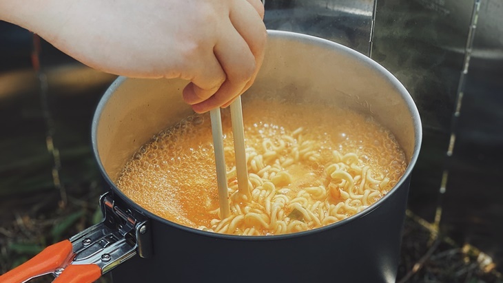 Resep dan Cara Membuat Mi Instan Ala Jungkook BTS