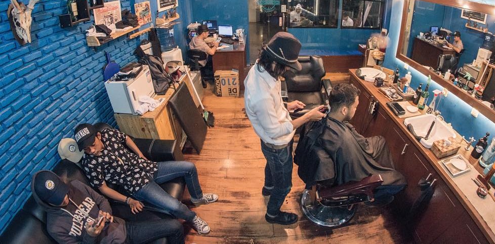 Hunky Dory (Instagram @hunkydorybarber)