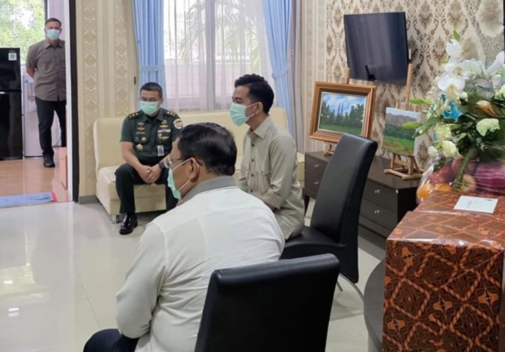 Gibran Unggah Kabar Mengejutkan Soal Kesehatan SBY, Kondisinya Bikin Penasaran