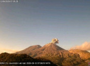 3 Gunung Api di Indonesia Timur Meletus Hampir Bersamaan, Abunya Berpotensi Ganggu Penerbangan