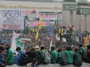 Depan Gedung DPR Diblokade, Mahasiswa Kecewa Tak Bisa Gelar Aksi 