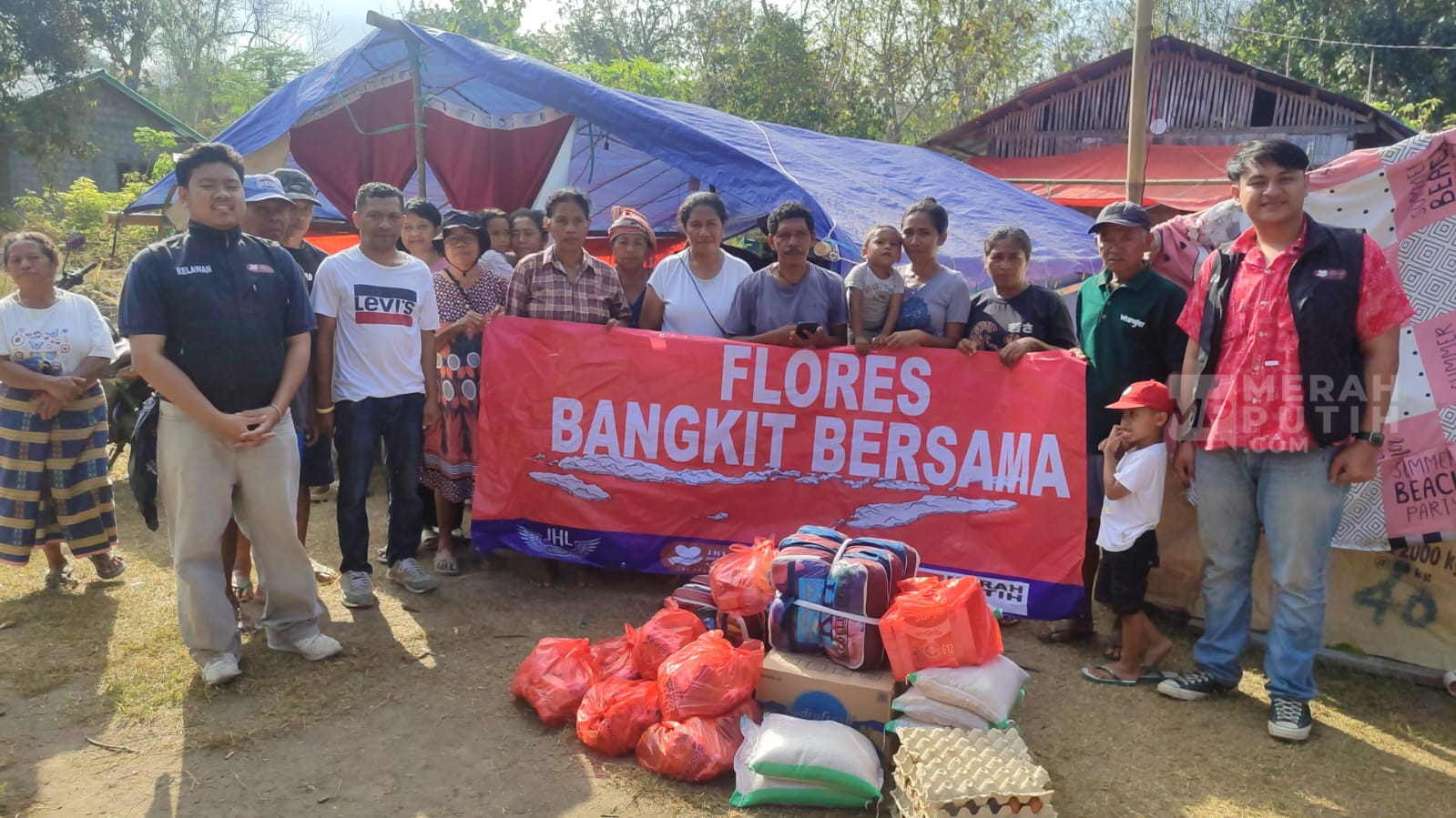 Relawan Merah Putih Sasar Perbatasan Matim-Ngada, Pastikan Korban Gempa Tersentuh Bantuan JHL Fondation
