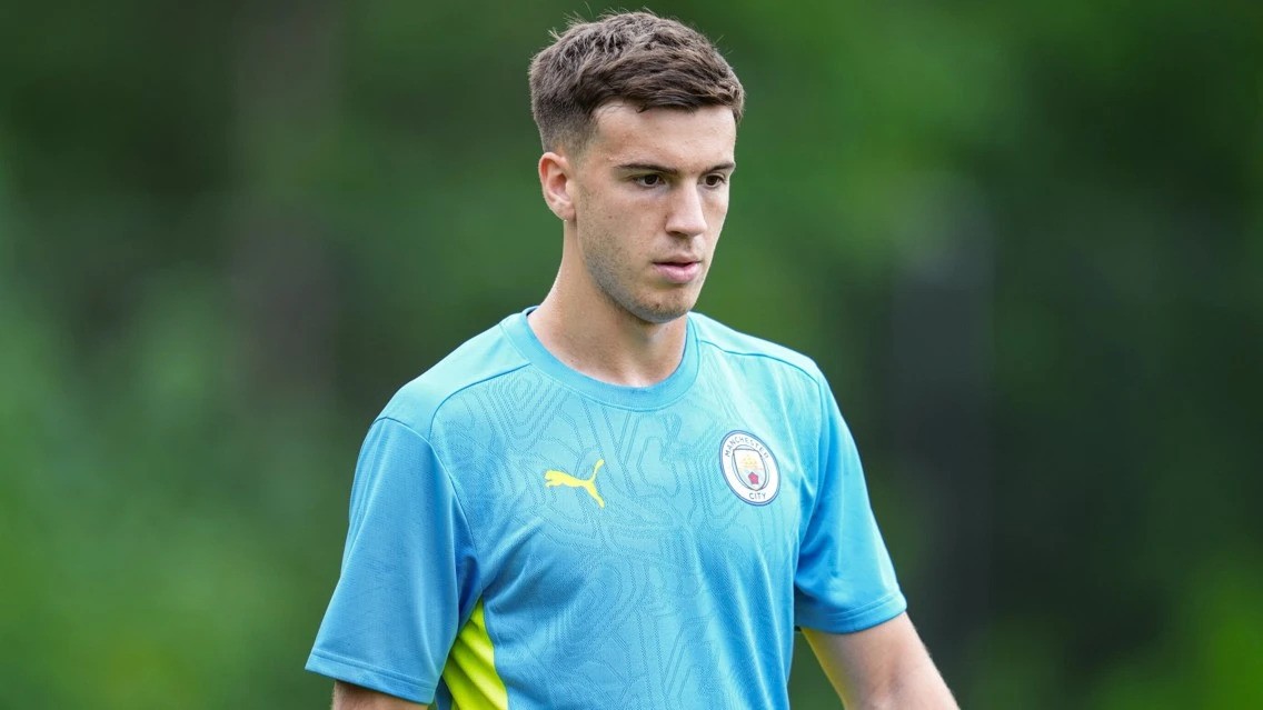 Como Pinjam Maximo Perrone dari Manchester City