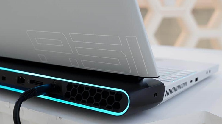 Laptop Gaming Canggih Ini Tampil dengan Gaya Berbeda