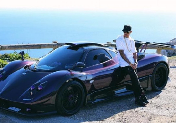 Gara-Gara Tidak Bisa Menyetir Mobilnya, Dealer Mobil Dituntut