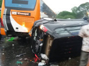 Rem Blong! Bus Pariwisata Tabrak Sejumlah Kendaraan