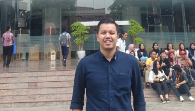 Pengamat Politik Silvanus Alvin Ulas Politik di Era Digital dalam Buku Keduanya