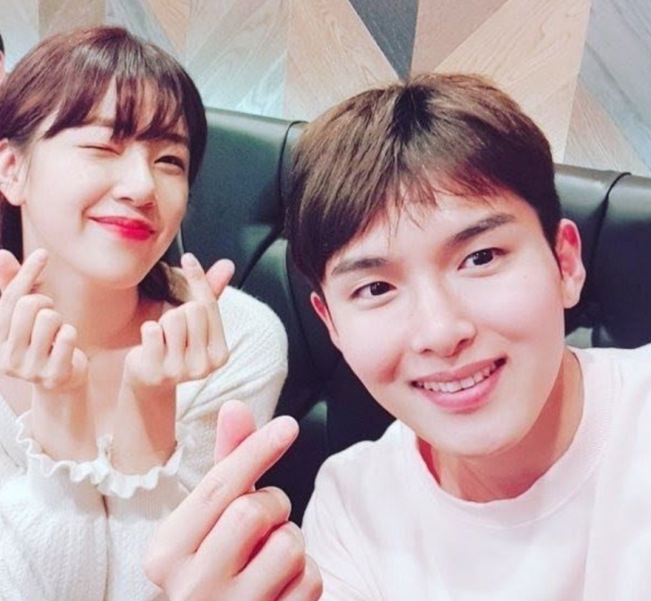 Ryeowook Super Junior ungkap hubungan asmara dengan mantan member Tahiti, Ari. (Foto: Instagram/@ tahiti__ari)