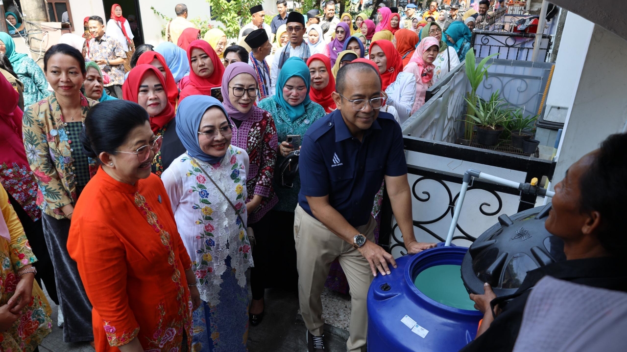 Hari Kartini 2026, PAM Jaya Bagikan 100 Toren Air Gratis untuk Ibu-Ibu di Jakarta Utara