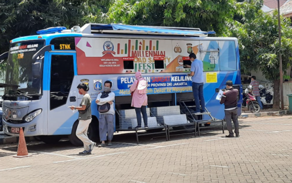 Maksimalkan Petugas Jaga dan Terapkan Prokes, Wajib Pajak di Samsat Jaktim Sepi