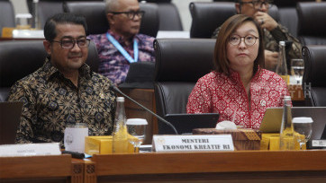 Raker Menteri Ekonomi Kreatif dengan Komisi VII DPR Bahas Laporan Kerja Kemenekraf 