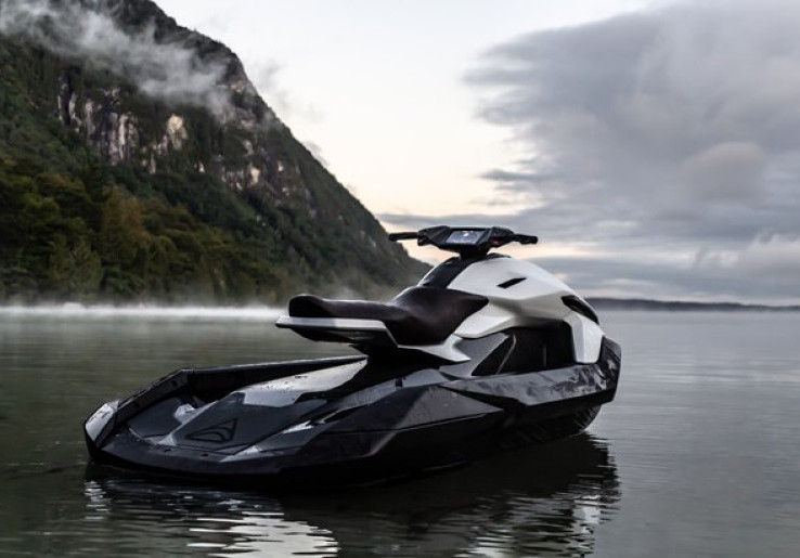 4 Trik Dasar Keren Jetski untuk Pemula