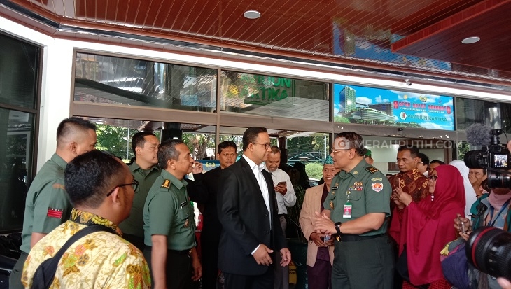 Pemprov DKI Bagikan Makanan Gratis untuk 5.200 Anak Yatim