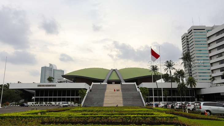 Soroti Kekerasan dan Kriminalisasi, Pimpinan Komisi III DPR Dorong Reformasi Menyeluruh di Polri