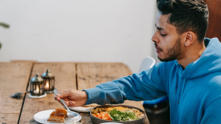Senang Eksplorasi, 4 Zodiak ini Suka Cicipi Berbagai Jenis Makanan