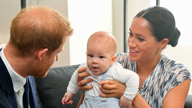 Pangeran Harry dan Meghan Markle Merasa Bahagia Meski Mundur dari Kerajaan