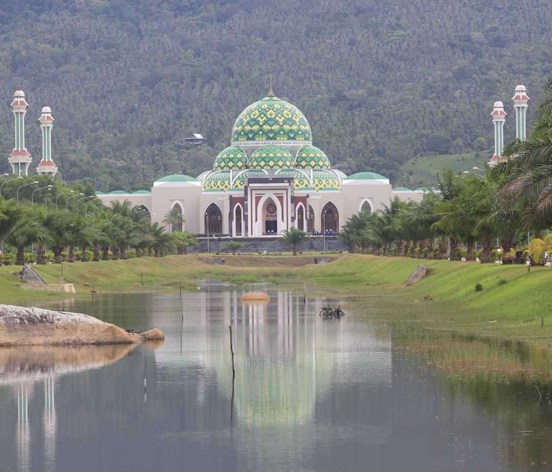 Jelajahi 5 Tempat Wisata Paling 'Recommended' di Natuna
