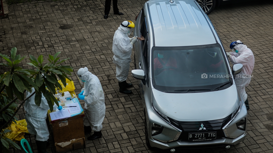 13 Provinsi Alami Kenaikan COVID-19 Lampaui Puncak Delta