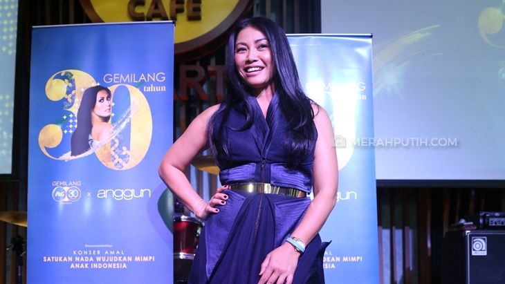 Anggun harus menerima keadaan yang sekarang agar tetap bahagia. (Foto: MP/Albi)