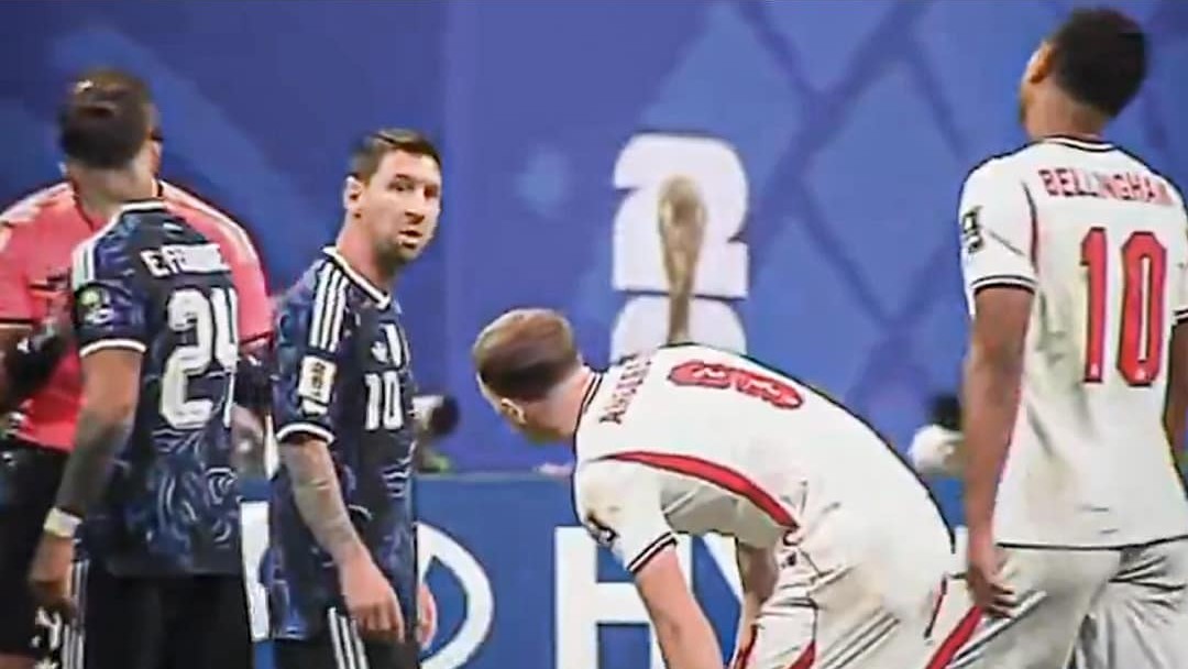 Lionel Messi dan Jude Bellingham adu mulut di laga Inggris vs Argentina