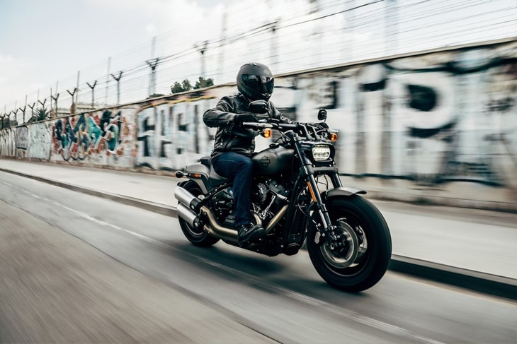 Cara Menyimpan Sepeda Motor saat Musim Hujan