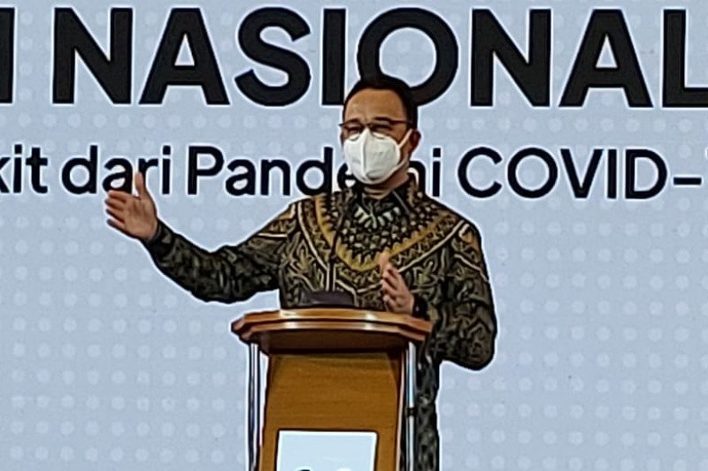 Gubernur DKI Jakarta Anies Baswedan memberikan sambutan di acara Konvensi Nasional Media Massa dengan tajuk "Pers Nasional Bangkit Dari Krisis akibat COVID-19 dan Tekanan Disrupsi Digital" dalam menyambut Hari Pers Nasional (HPN) 2021 secara virtual, Senin (8/2/2021). (Panitia HPN 2021)