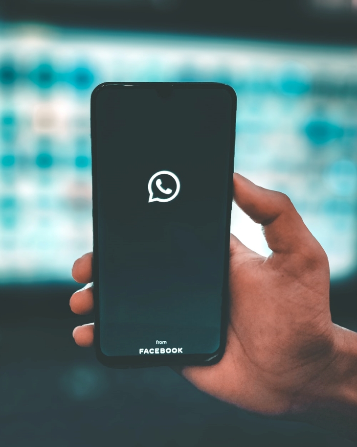 Aplikasi Whatsapp. (Foto: unsplash.com__giri_)