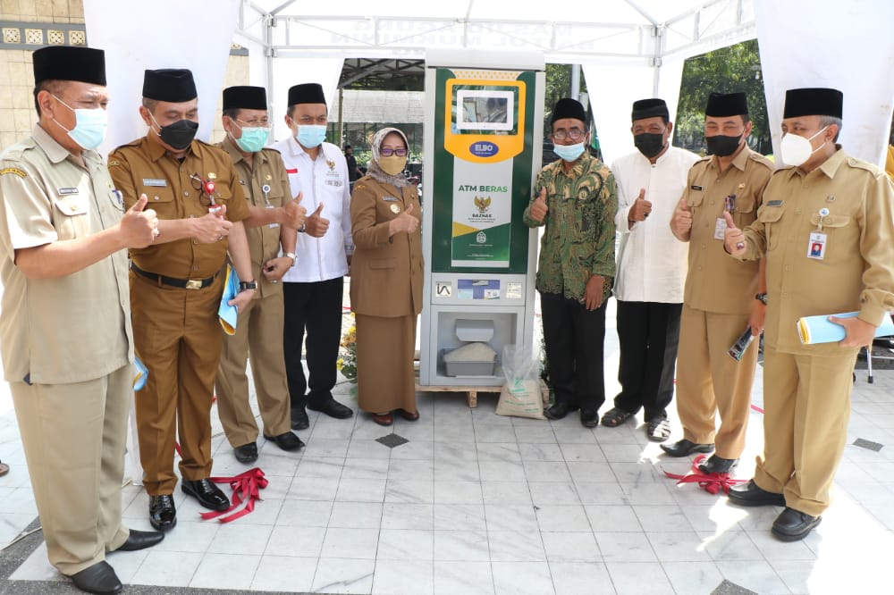 Gandeng Baznas, Pemkab Jombang Hadirkan ATM Beras untuk Fakir Miskin
