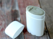 4 Aturan Penggunaan Deodoran untuk Remaja, Jangan Asal Pakai!