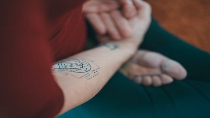 tato garis halus