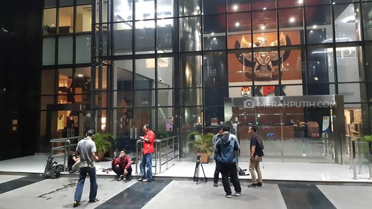 OTT Bupati Sidoarjo Terkait Pengadaan Barang dan Jasa