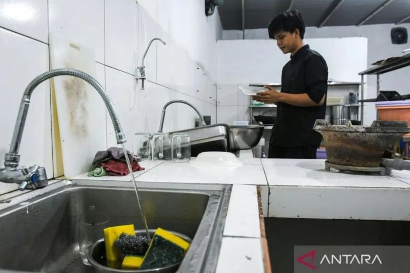 Panggilan Pertama, Ketua Yayasan MBG Kalibata Langsung Datang ke Polres Jaksel Jalani Pemeriksaan