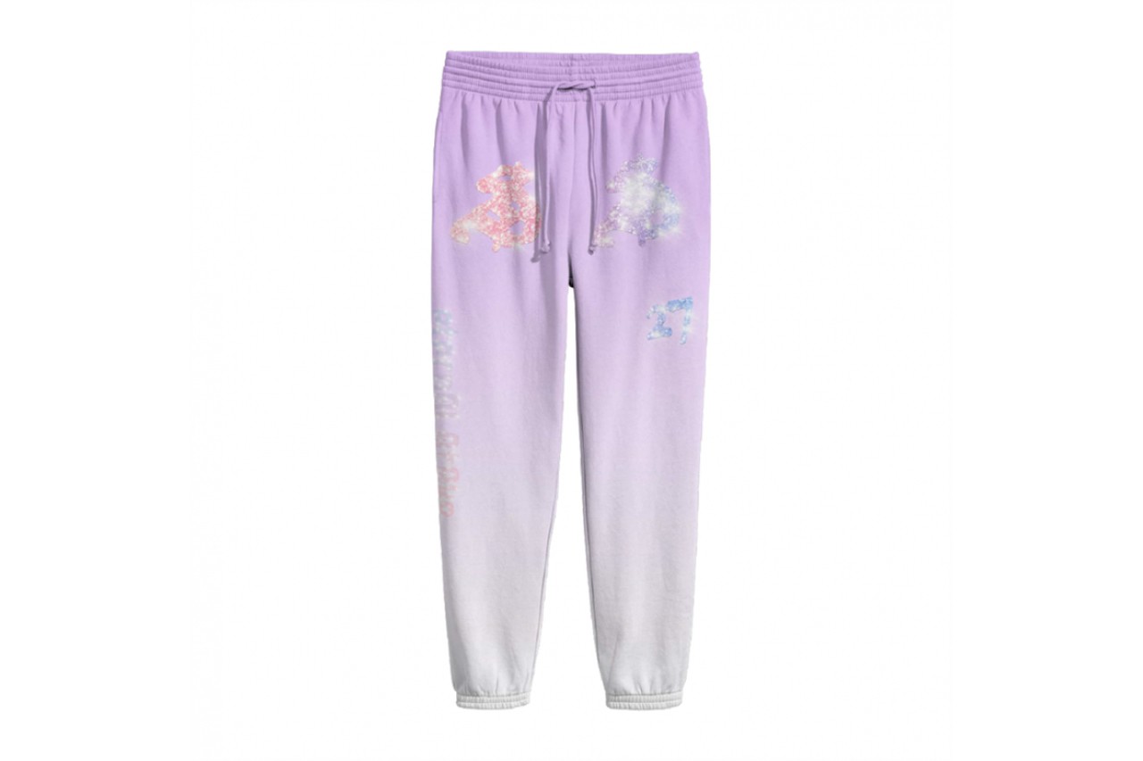 sweatpants Eternal Atake merchandise. (Foto hypebeast) 