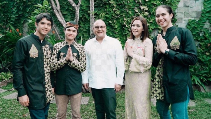 Cara Maia Estianty Rayakan Lebaran Tahun Ini