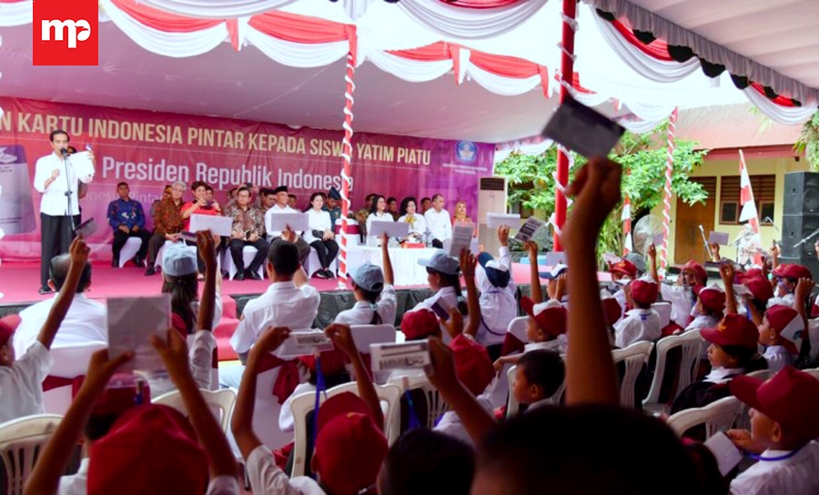 Jokowi: Kalau KIP untuk Beli Pulsa, Kartunya akan Dicabut