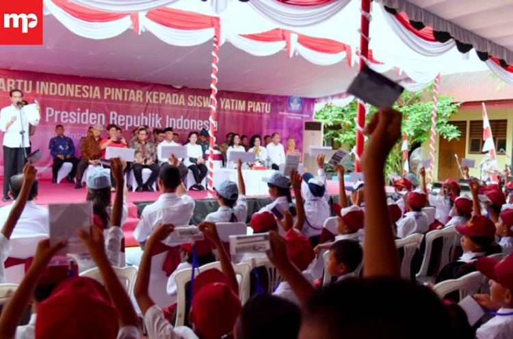 Jokowi: Kalau KIP untuk Beli Pulsa, Kartunya akan Dicabut