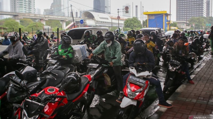 Cuaca Jakarta Rabu (7/6): Sebagian Wilayah Diguyur Hujan Ringan