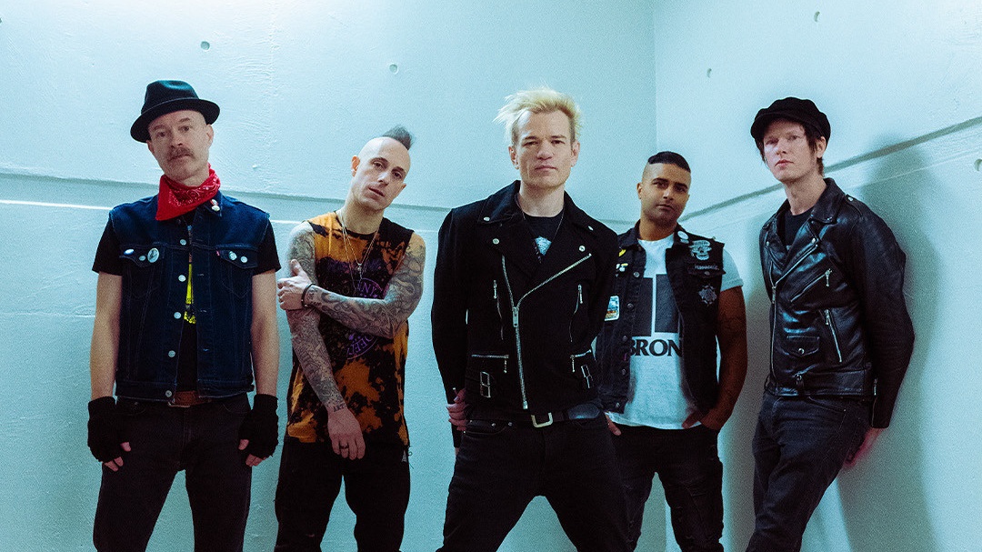 Video Musik 'Radio Silence' Rilis, Salam Perpisahan Terakhir Sum 41 dari Panggung Musik