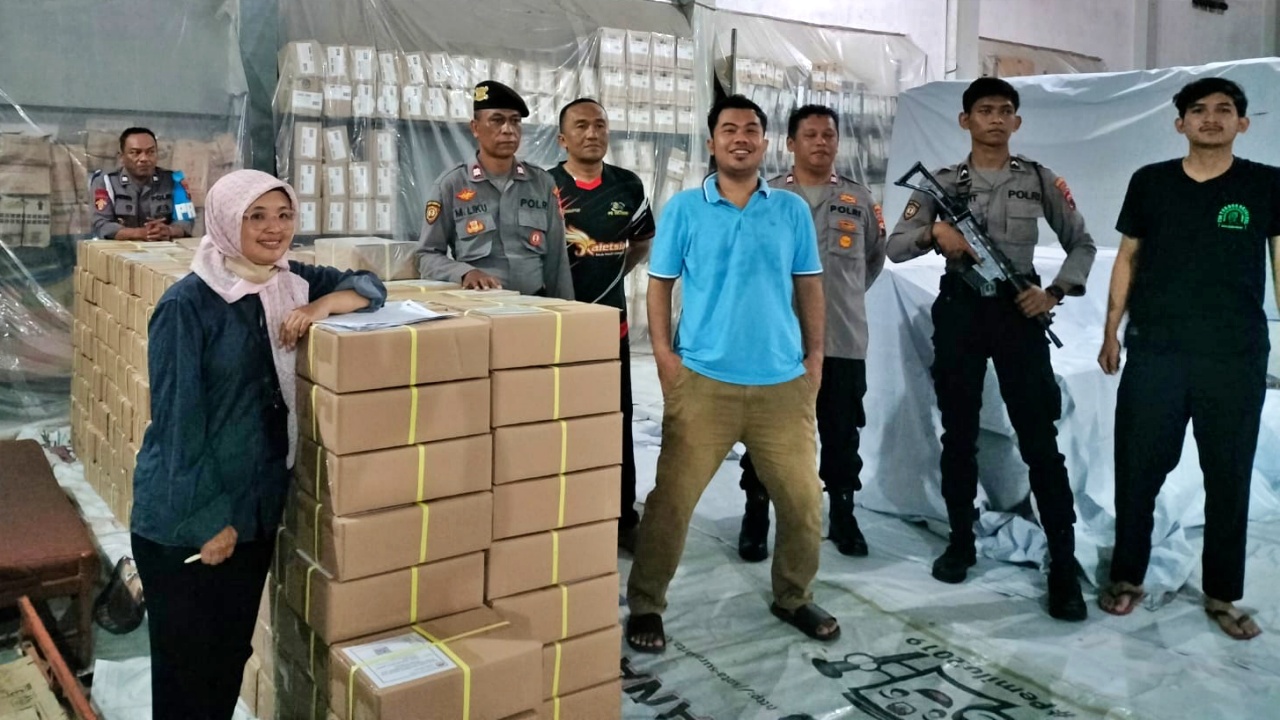 KPU Solo Terima 456.487 Surat Suara Pilkada 2024, Jumat Dilakukan Pelipatan